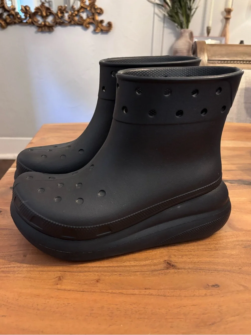 CROCS Women's Black Crush Platform Rain Boots – Waterproof